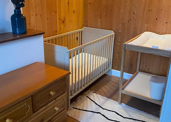 Дом отдыха Au Paradis Des Anges Maison De Village Climatise Avec Jardin