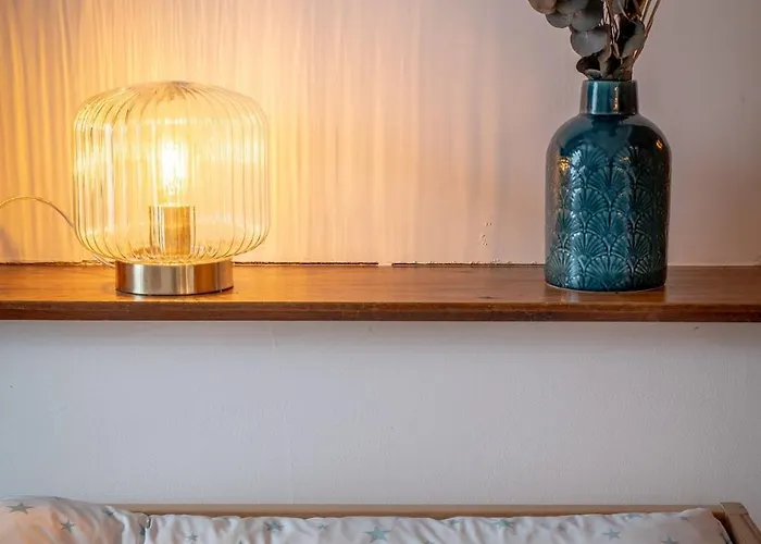 Дом отдыха Au Paradis Des Anges Maison De Village Climatise Avec Jardin